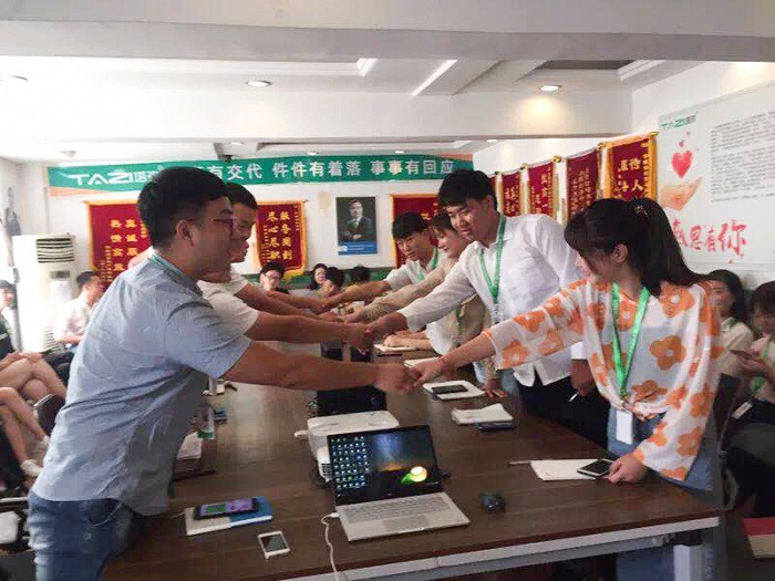 塔孜丨第一屆辯論賽——唇槍舌戰(zhàn)，言思角逐，巔峰對決！