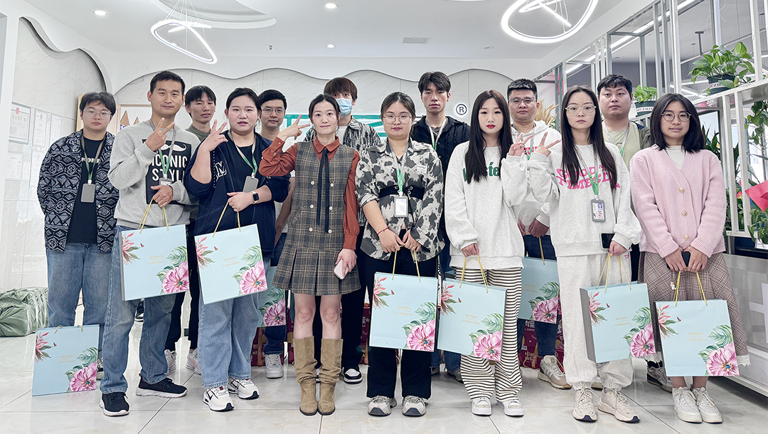 雙節(jié)同慶 | 塔孜科技集團(tuán)組織開展“喜迎中秋，歡度國慶”主題系列活動(dòng)