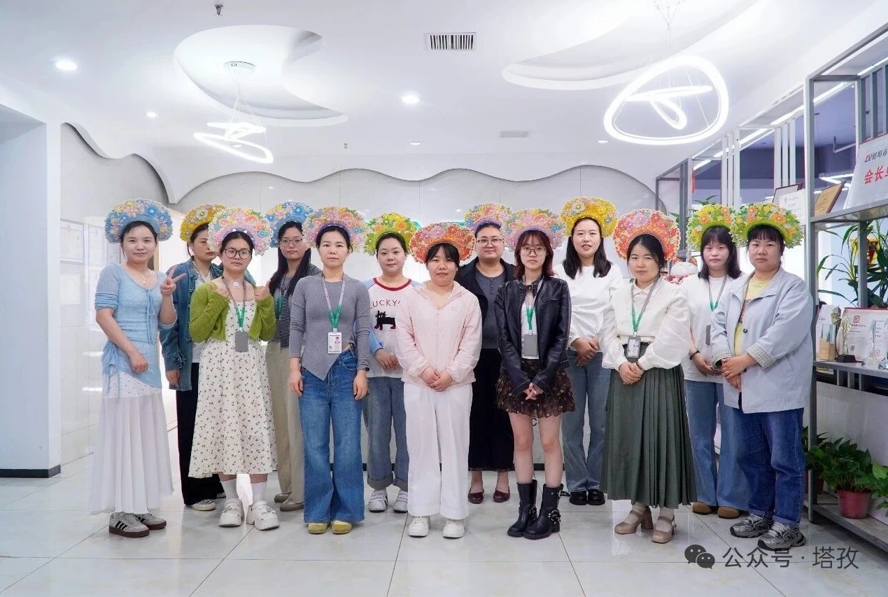 溫情暖初夏，簪花謝母恩｜塔孜科技集團母親節(jié)主題活動成功舉辦！